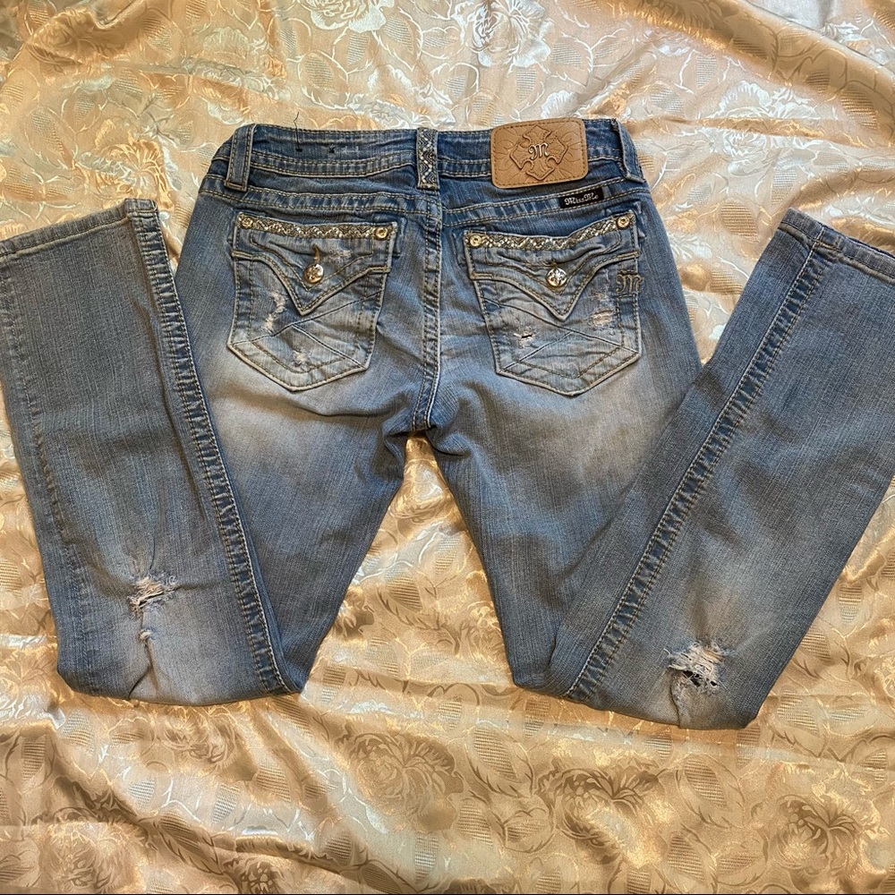 Miss Me Jeans - Light wash Signature Crop - Sz 29